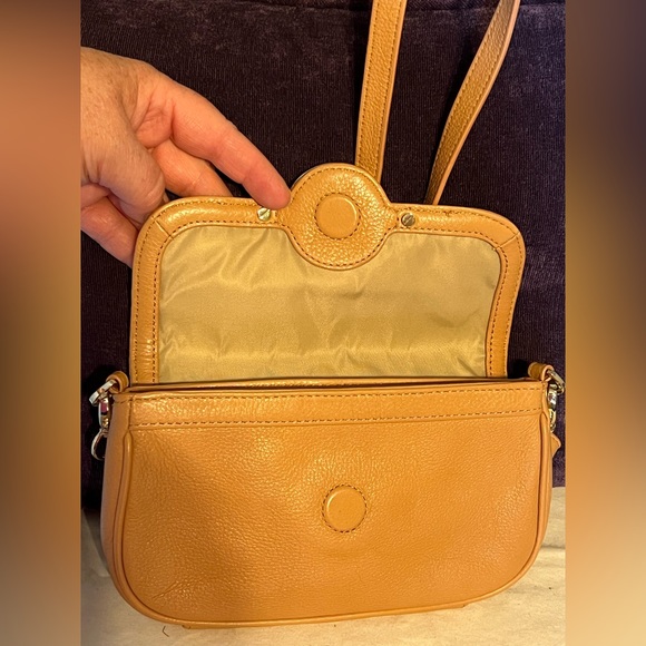 Tory Burch Amanda Tan Leather Shoulder Bag - EUC - Picture 3 of 10